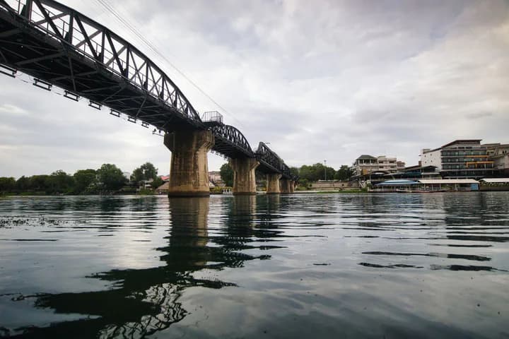 สะพานข้ามแม่น้ำแคว จังหวัดกาญจนบุรี